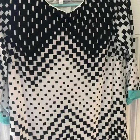 Dress size 16 plus size black, white with robin’s egg blue accents - Picture 5 of 10